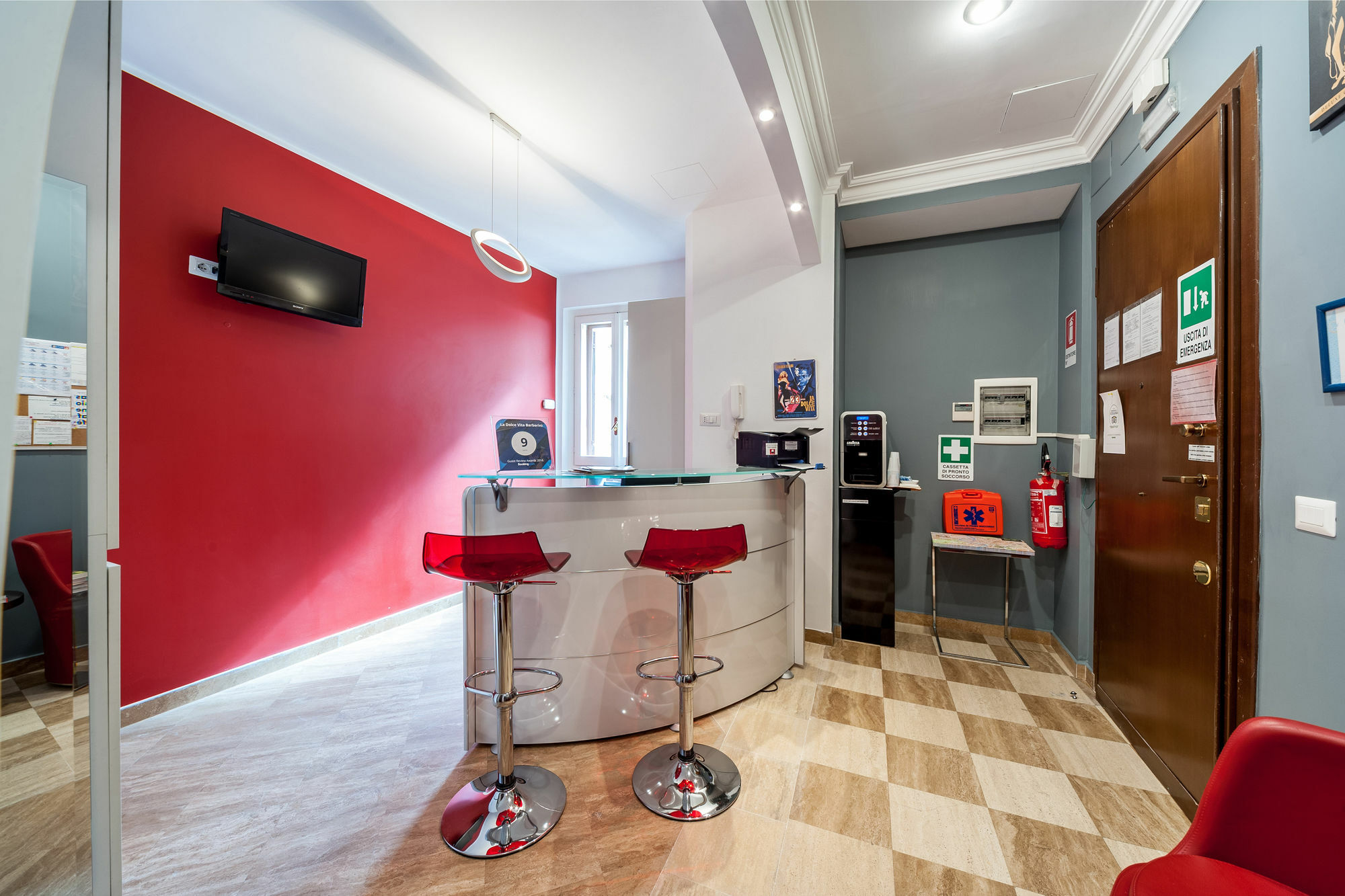 La Dolce Vita Barberini Рим Экстерьер фото